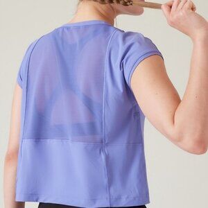 NWT Athleta Ultimate hybrid tee in Dark Adonis Blue XXS